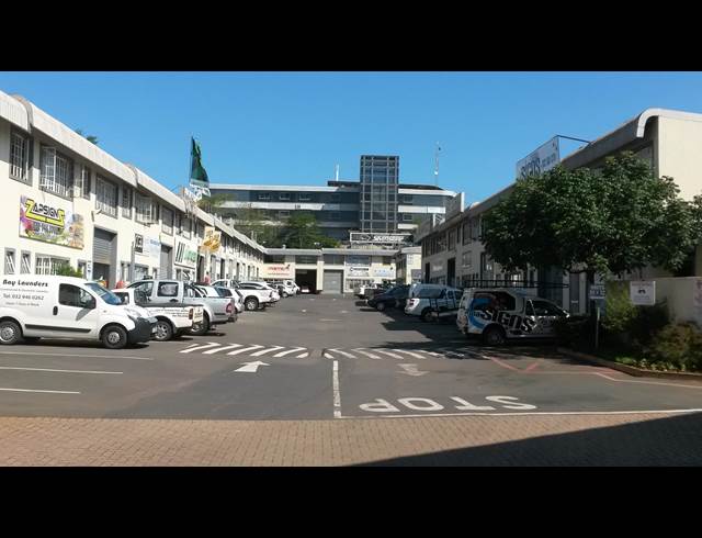 203M² MINI FACTORY TO LET IN BALLITO CENTRAL