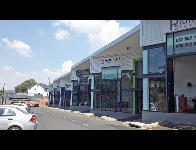 359M² OFFICE TO LET IN OLIVEDALE