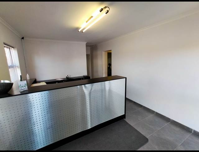 353M² FACTORY RENTED IN FISANTEKRAAL INDUSTRIAL