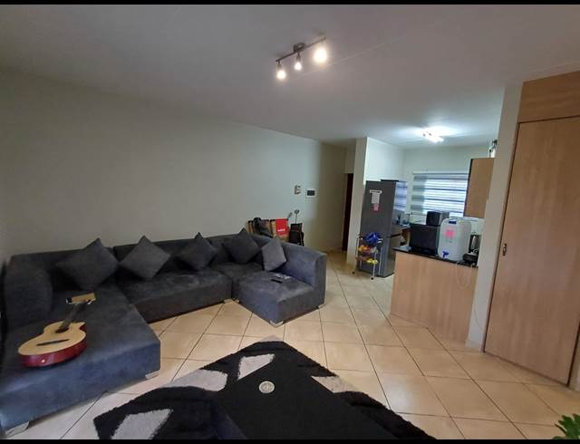 2 BEDROOM PROPERTY TO RENT IN MEYERSDAL