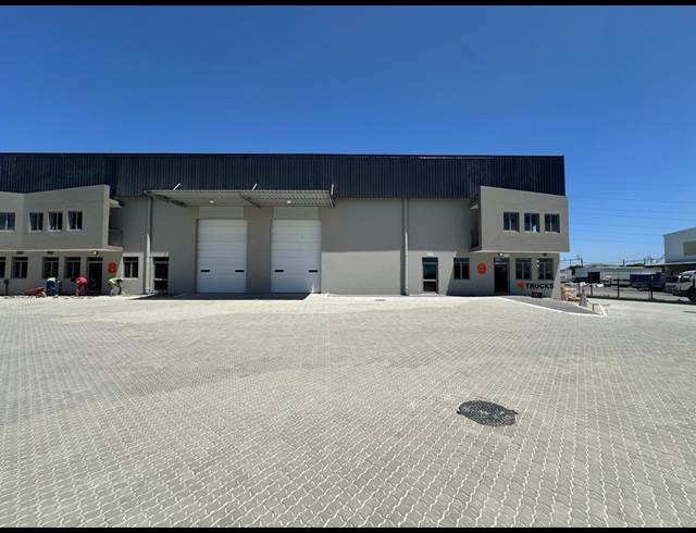 362M² WAREHOUSE TO LET IN BELLVILLE SOUTH INDUSTRIA