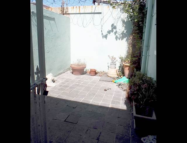 2 bed property to rent in WOODSTOCK