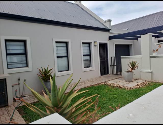 3 bed property to rent in REUNION PARK