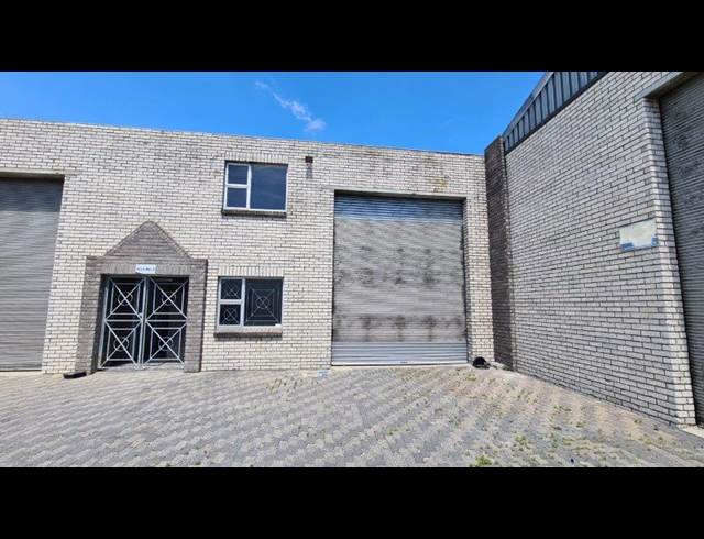 297M² WAREHOUSE TO LET IN KILLARNEY GARDENS