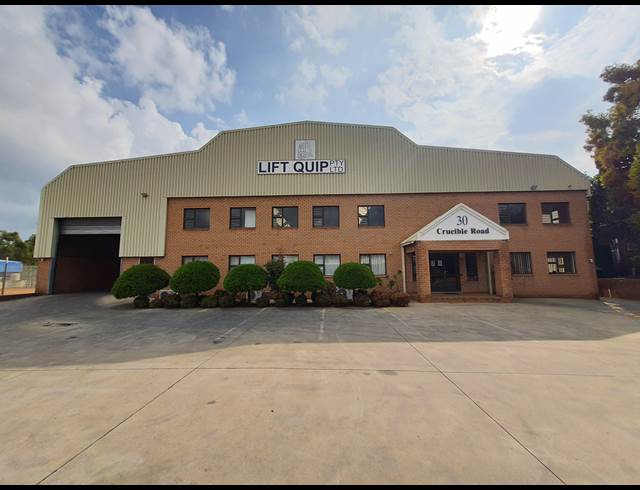 1,515M² WAREHOUSE RENTED IN HERIOTDALE