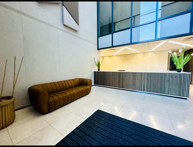 5,108M² OFFICE TO LET IN BRYANSTON