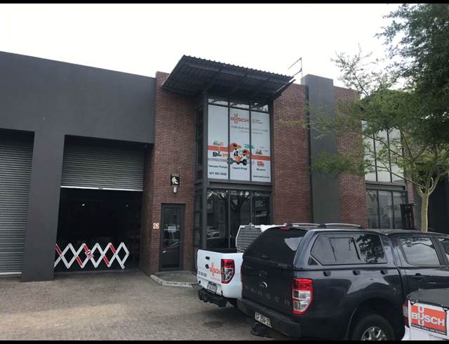 348M² FACTORY TO LET IN EVERITE INDUSTRIA