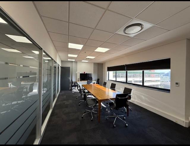 502M² OFFICE TO LET IN CLAREMONT