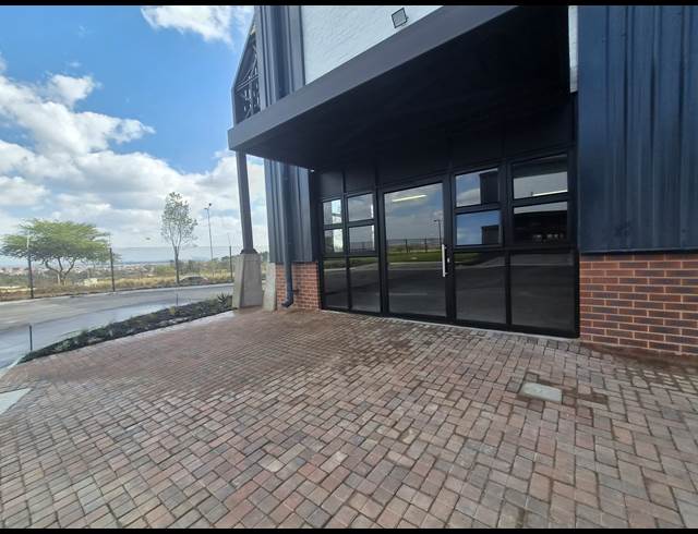 572M² WAREHOUSE TO LET IN RIVERSANDS