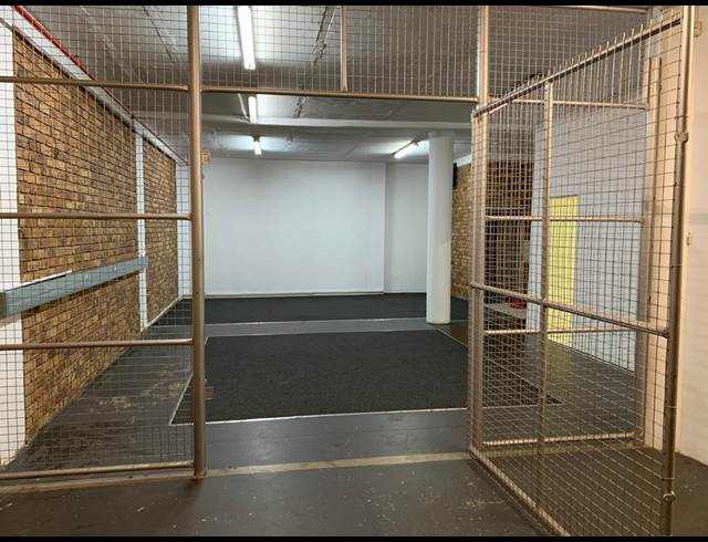 129M² WAREHOUSE TO LET IN STRIJDOMPARK