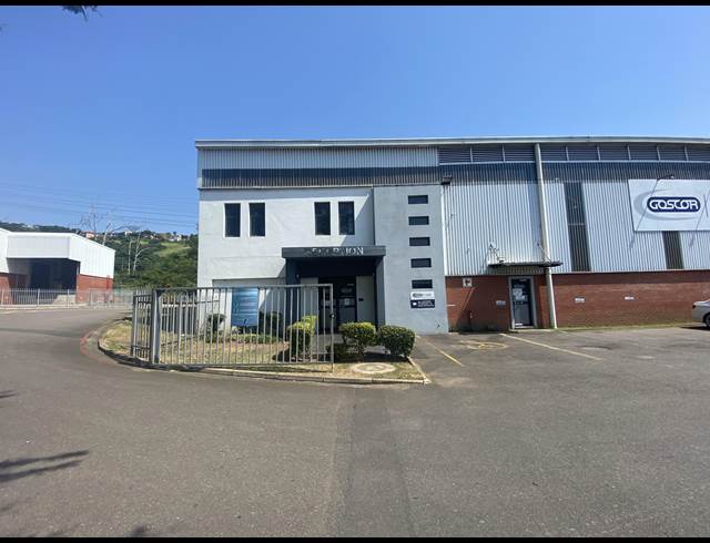 6,000M² WAREHOUSE TO LET IN RIVERHORSE VALLEY