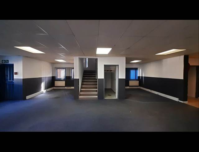 818M² OFFICE TO LET IN RANDJESPARK