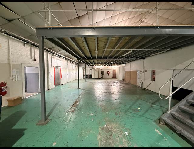 4,527M² WAREHOUSE TO LET IN BEACONVALE
