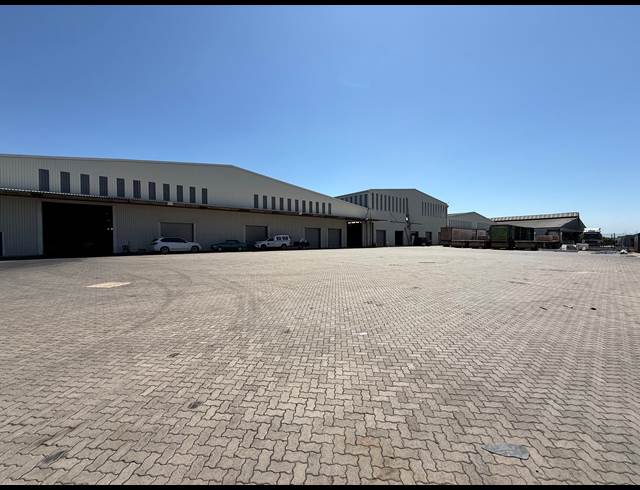 25,539M² WAREHOUSE TO LET IN MOBENI