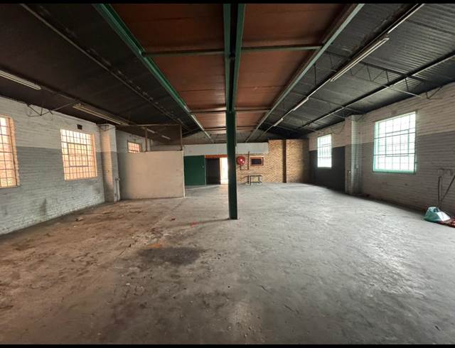 352M² WAREHOUSE TO LET IN BOOYSENS RESERVE