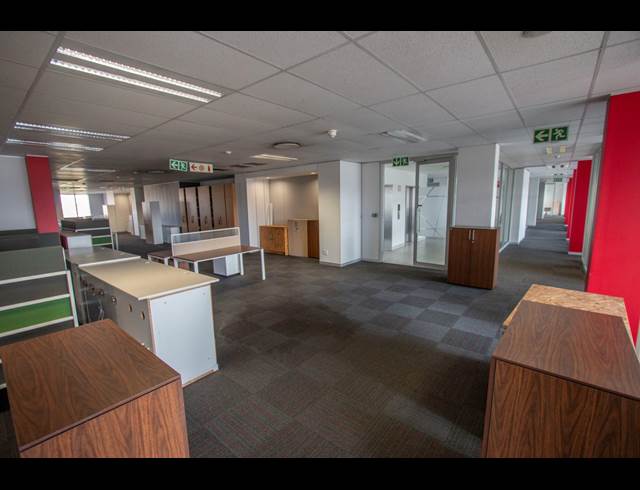 1,388M² OFFICE TO LET IN SANDTON CENTRAL