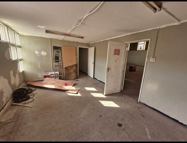 478M² WAREHOUSE TO LET IN DENVER