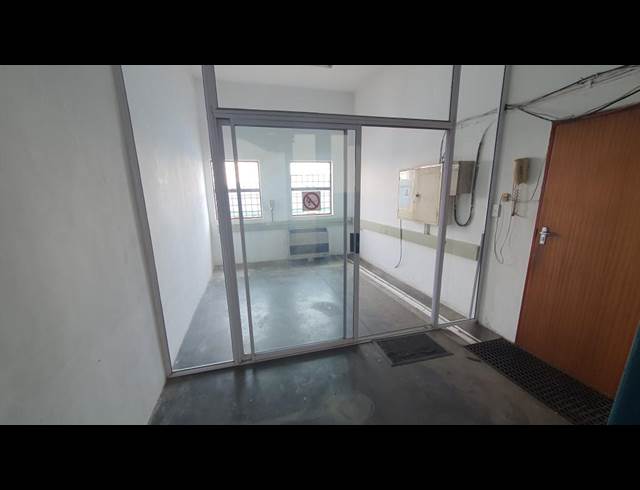 1,000M² WAREHOUSE TO LET IN SEBENZA