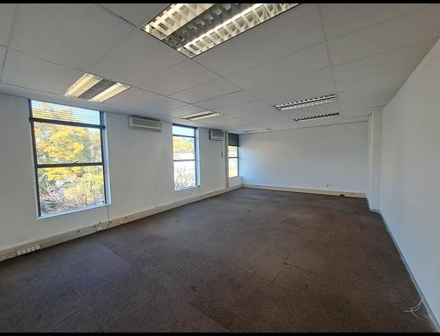 315M² OFFICE TO LET IN CRAIGHALL