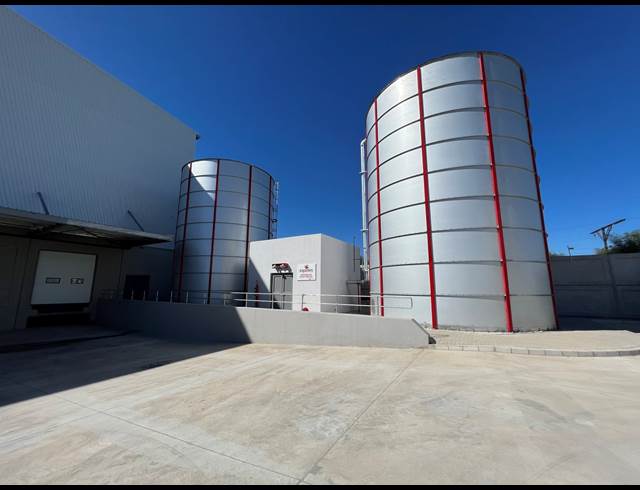 17,600M² WAREHOUSE TO LET IN PAROW INDUSTRIAL