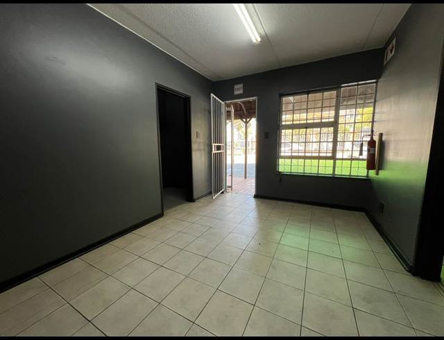 306M² WAREHOUSE TO LET IN HENNOPSPARK