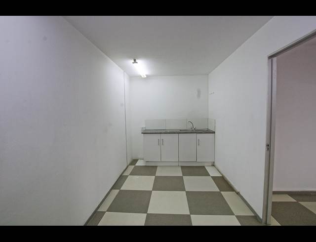 636.50M² WAREHOUSE TO LET IN KYA SANDS