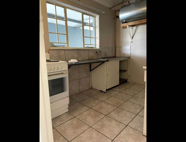 1 BEDROOM PROPERTY TO RENT IN MINDALORE