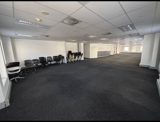 979M² OFFICE TO LET IN CAPE TOWN CITY CENTRE