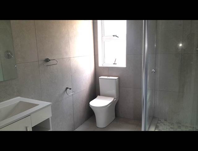 2 bed property to rent in PELHAM