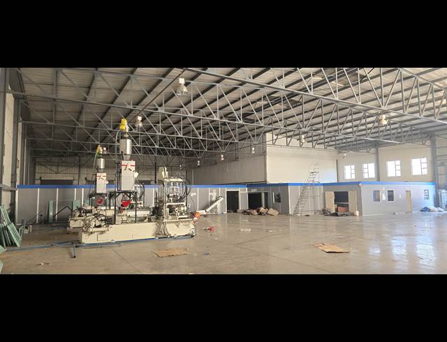 2,294M² WAREHOUSE TO LET IN COSMO BUSINESS PARK