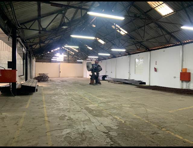750M² WAREHOUSE TO LET IN ALBERTON NORTH
