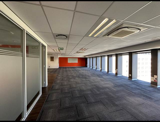 765M² OFFICE TO LET IN FORESHORE