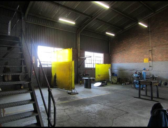 338M² WAREHOUSE TO LET IN BENONI SOUTH