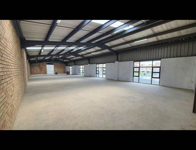 460M² WAREHOUSE TO LET IN ORMONDE