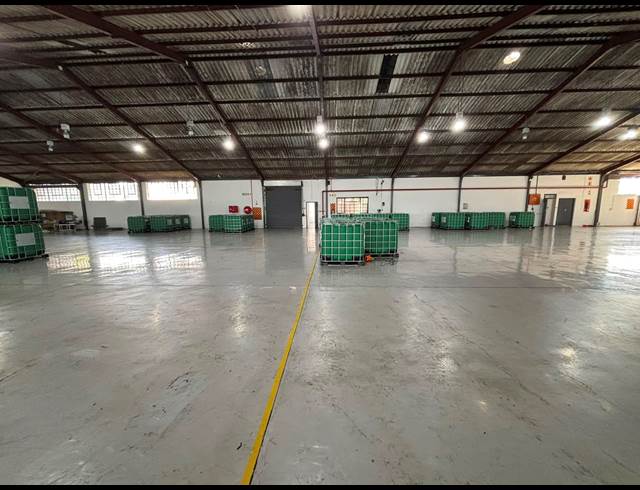 1,300M² WAREHOUSE TO LET IN EPPING INDUSTRIAL
