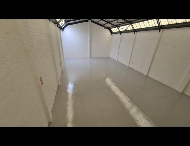 349M² WAREHOUSE TO LET IN KILLARNEY GARDENS