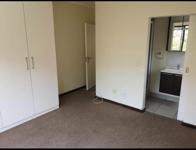 2 BEDROOM PROPERTY TO RENT IN BRYANSTON