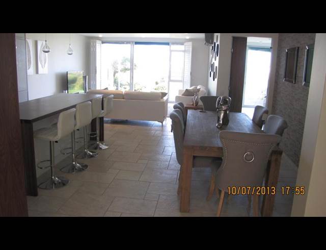 3 BEDROOM PROPERTY TO RENT IN DOLPHIN BEACH