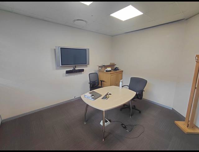 444M² OFFICE TO LET IN MIDRIDGE PARK