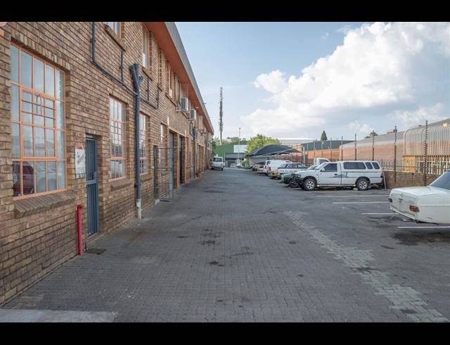 413M² WAREHOUSE TO LET IN KYA SANDS