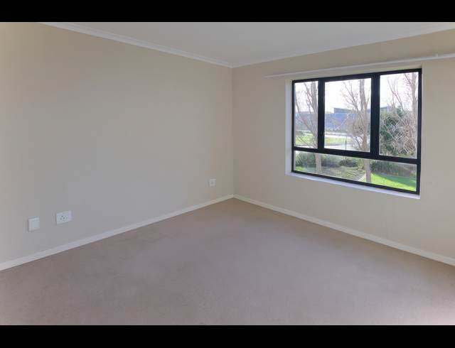 2 Bedroom Apartment Somerset Links