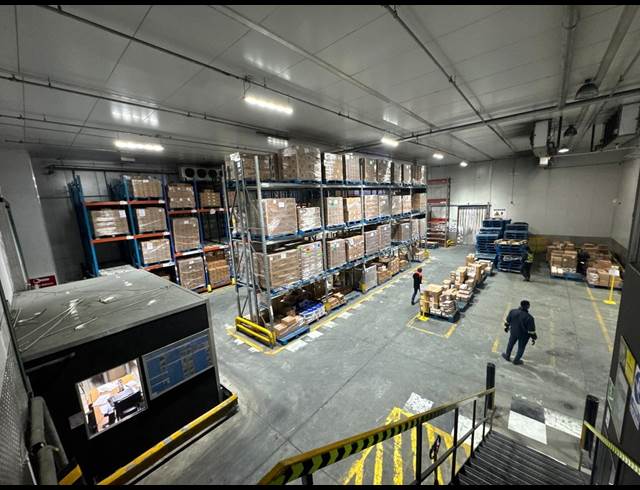 4,572M² WAREHOUSE TO LET IN ORMONDE