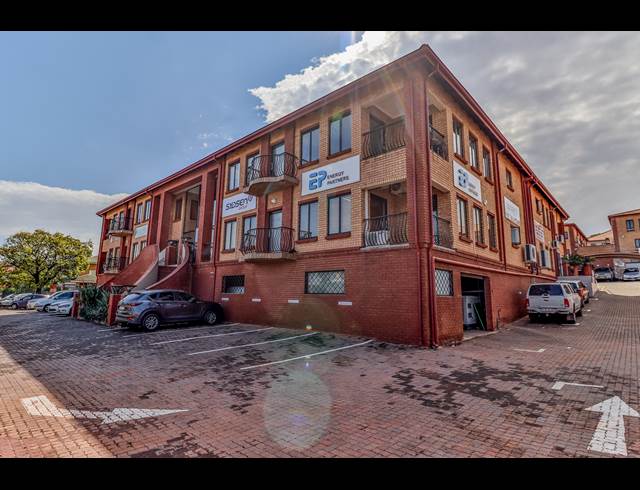 200M² BUILDING TO LET IN ROUTE 21 BUSINESS PARK