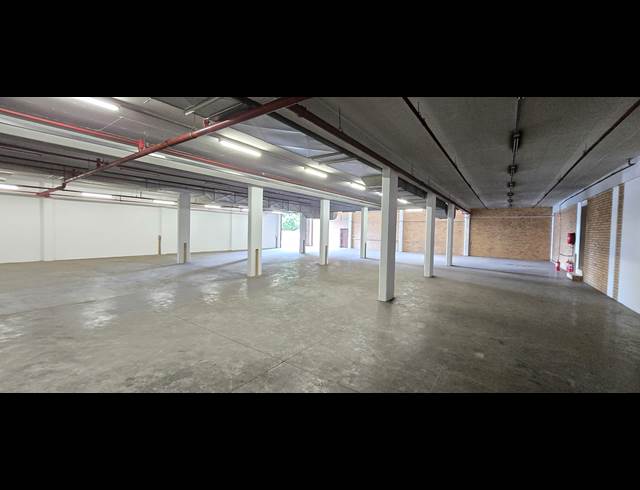 3,401M² WAREHOUSE TO LET IN WELTEVREDEN PARK