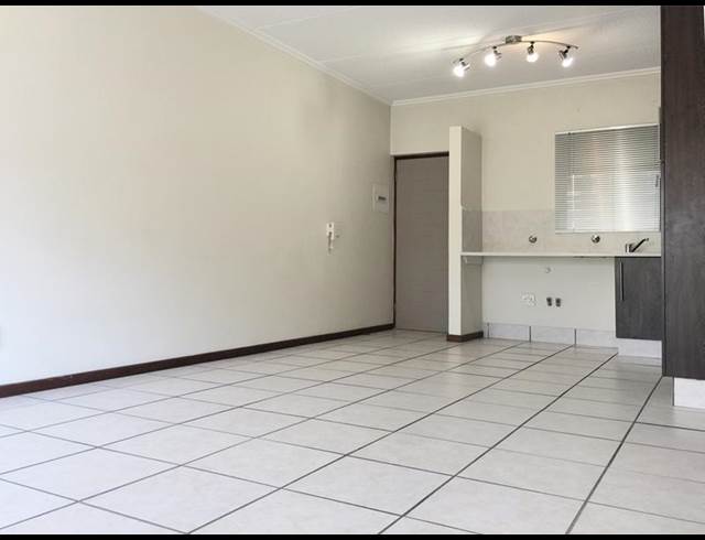 1 BEDROOM PROPERTY TO RENT IN LONEHILL