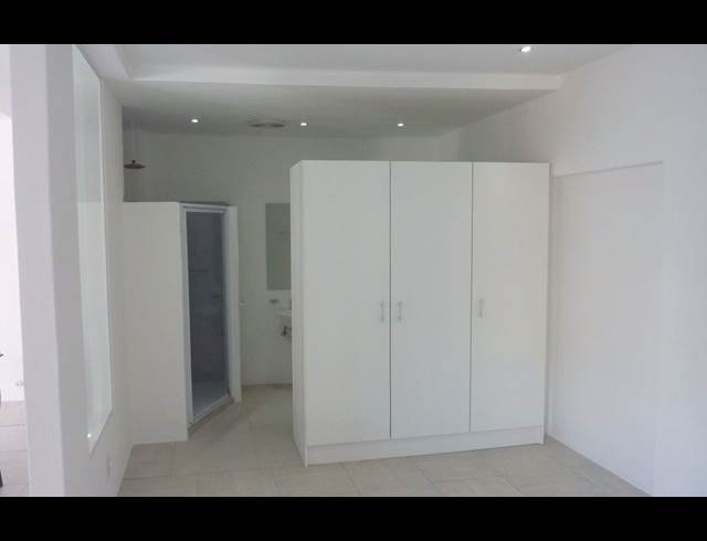 1 bed property to rent in WOODSTOCK