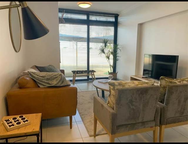 2 bed property to rent in VREDEKLOOF HEIGHTS