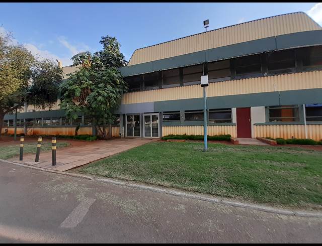 6,366M² WAREHOUSE TO LET IN ROSSLYN