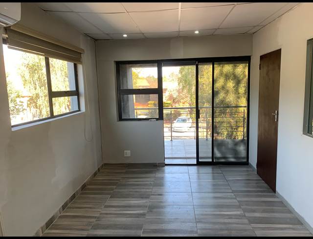 57M² OFFICE TO LET IN ELDORAIGNE