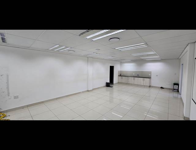 531M² WAREHOUSE TO LET IN NORTH RIDING
